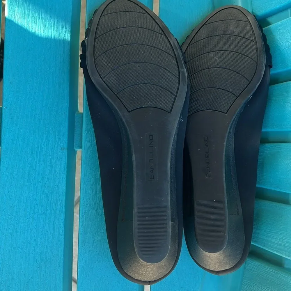Bandolino Black Wedge Heels - Size 9.5 🌸